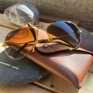 Ray ban aviator sunglasses